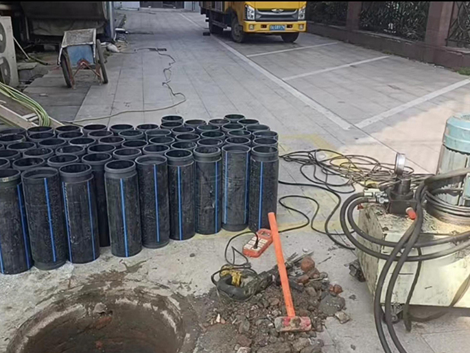 叙永PE置换管厂家 DN315置换管 非开挖管短管置换